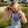 image:imageKikkerland Huckleberry Make Your Own Fresh Flower Necklace Genuine Leather